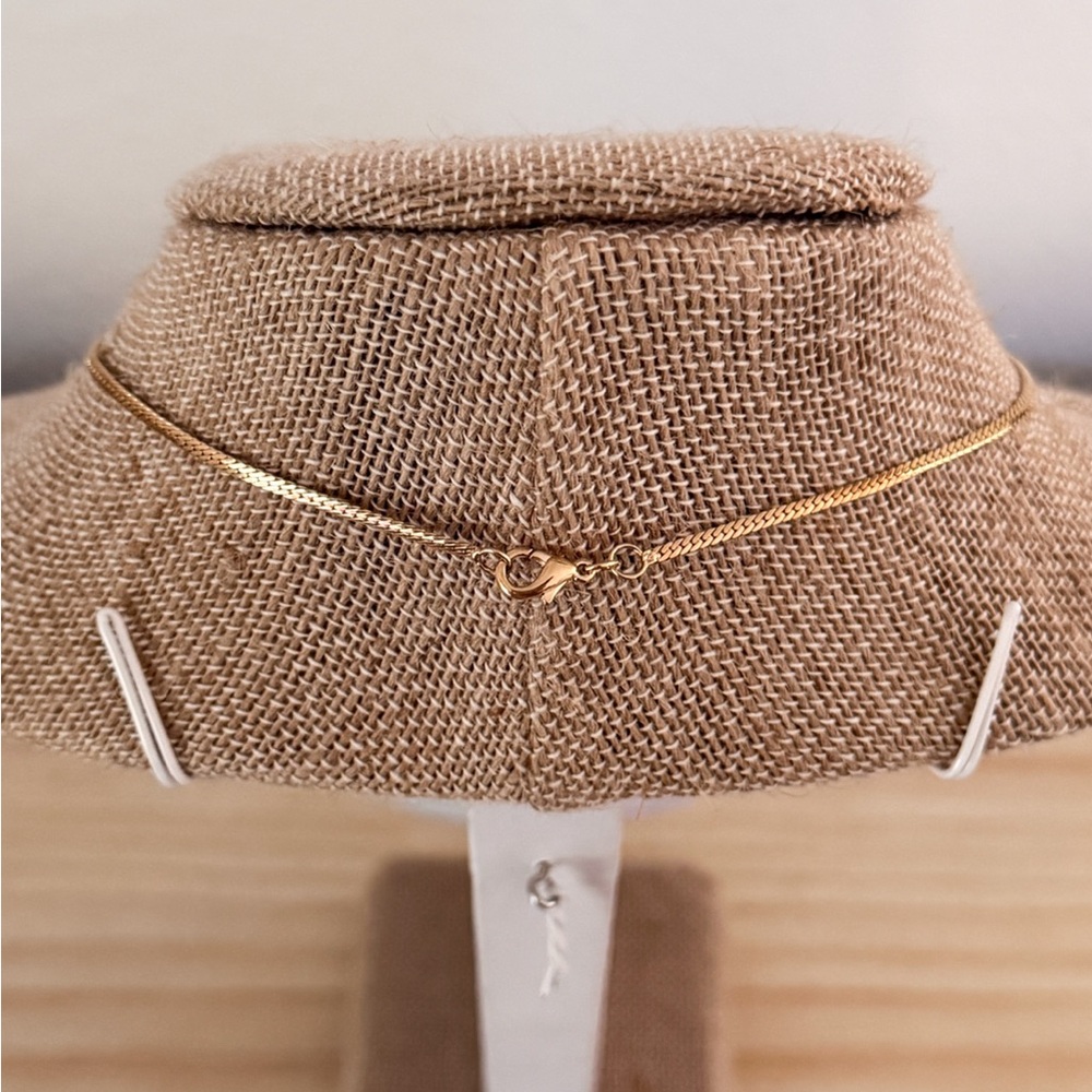 Diamond accented Gold-tone Chevron Necklace with Elegant Design - Picture 14 of 14